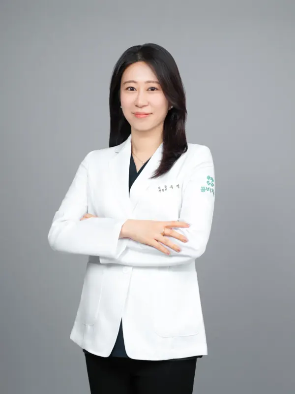 Dr. Jung Woo, prosthodontist